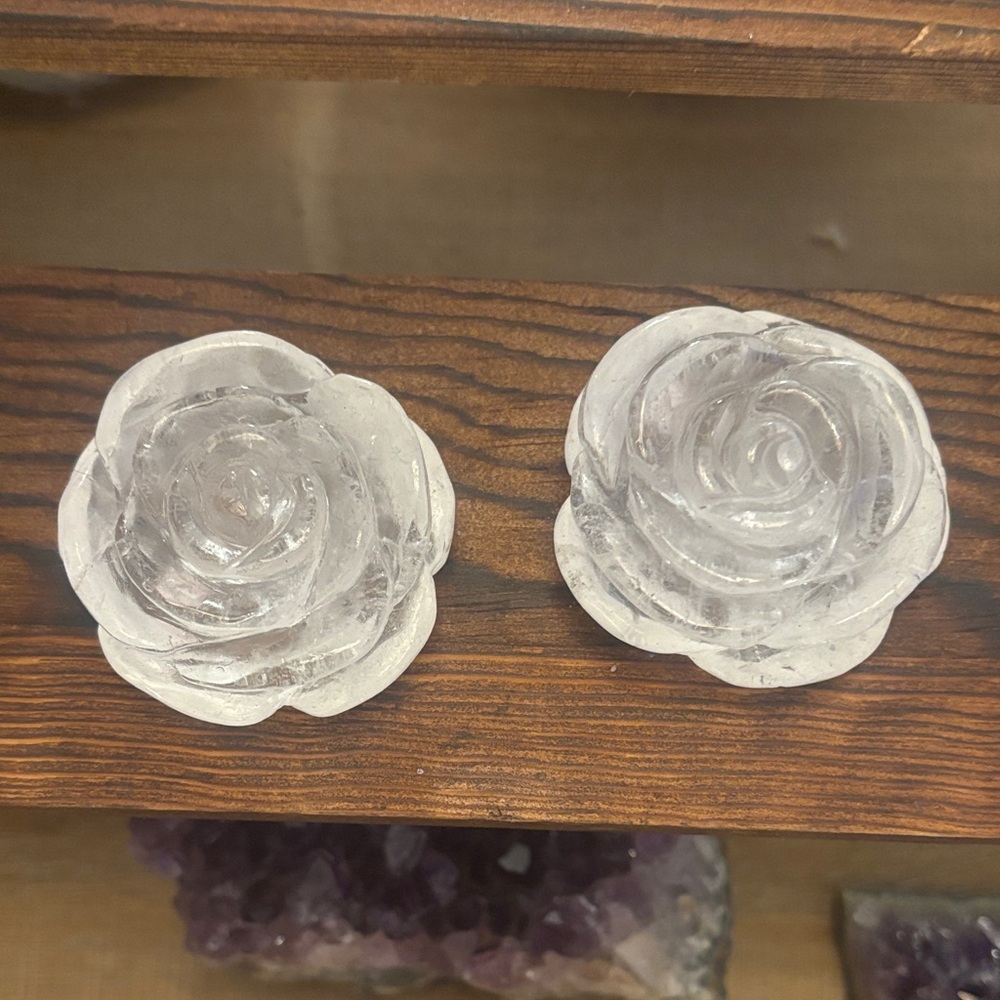 Clear courts Rose Shaped